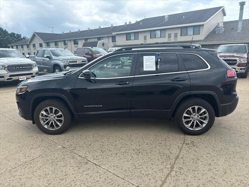 2022 Jeep Cherokee Latitude Lux