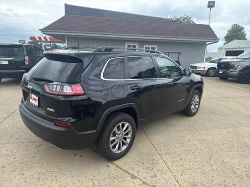 2022 Jeep Cherokee Latitude Lux