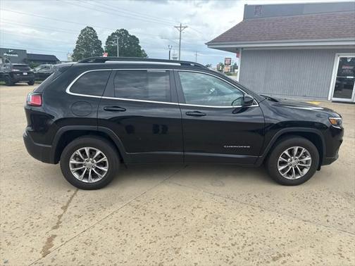 2022 Jeep Cherokee Latitude Lux