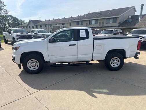 Summit white 2018 Chevrolet Colorado WT