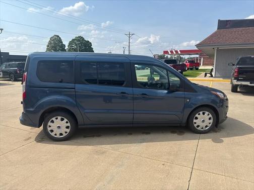 2022 Ford Transit Connect XLT