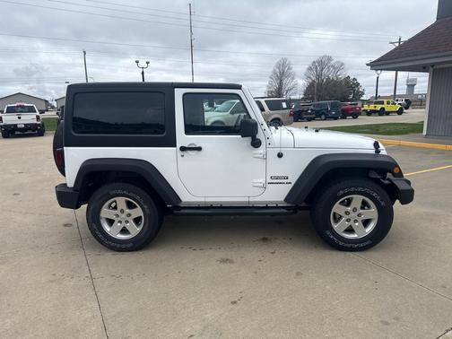 2013 Jeep Wrangler Sport