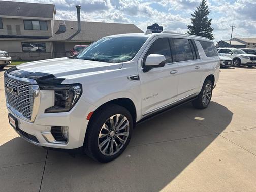 2022 GMC Yukon XL Denali