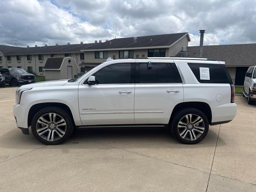 White 2018 GMC Yukon Denali