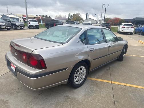 2003 Chevrolet Impala Base