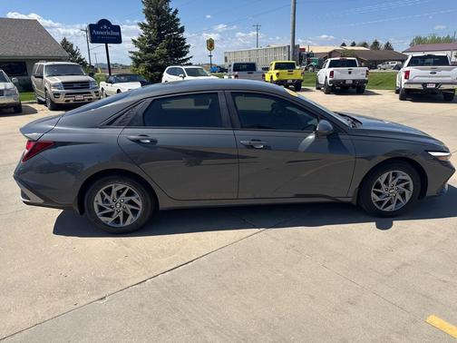 Gray 2024 Hyundai ELANTRA SEL