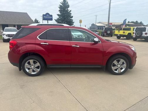 MAROON 2013 Chevrolet Equinox LTZ
