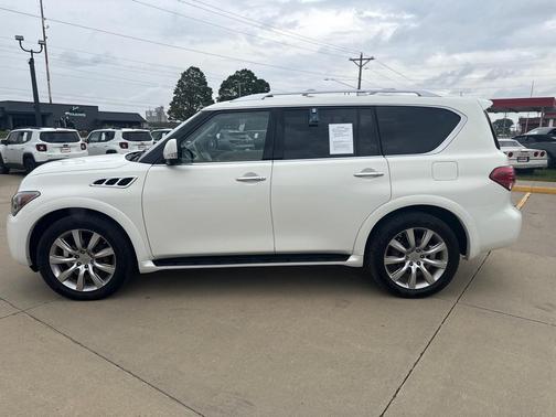 2012 INFINITI QX56 Base