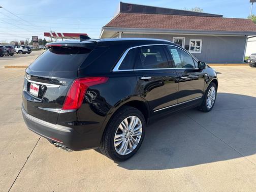 BLACK 2019 Cadillac XT5 Premium Luxury