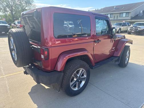 Deep Cherry Red Crystal Coat 2013 Jeep Wrangler Sahara