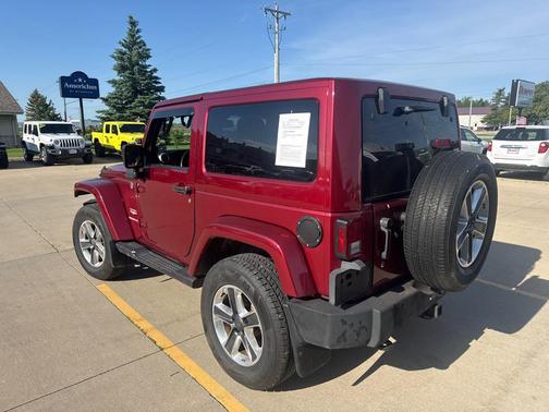 Deep Cherry Red Crystal Coat 2013 Jeep Wrangler Sahara