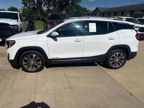 Summit White 2019 GMC Terrain SLT