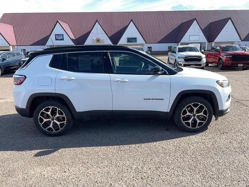Bright White Clearcoat 2025 Jeep Compass Limited