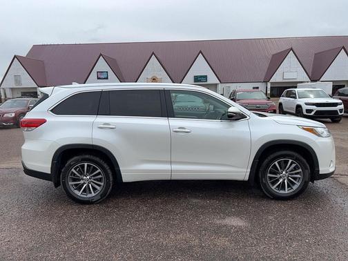 Blizzard Pearl 2018 Toyota Highlander XLE