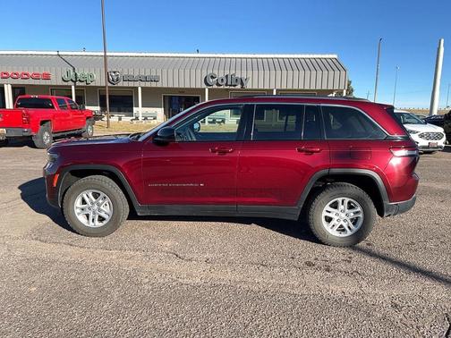 2023 Jeep Grand Cherokee Laredo