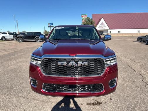 Delmonico Red Pearlcoat 2025 RAM 1500 ST