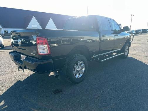 Diamond Black Crystal Pearlcoat 2019 RAM 3500 Big Horn Crew Cab 4x4 6'4' Box