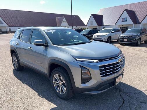 Sterling Gray Metallic 2025 Chevrolet Equinox 1LT