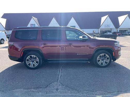 2023 Jeep Wagoneer Series II 4x4