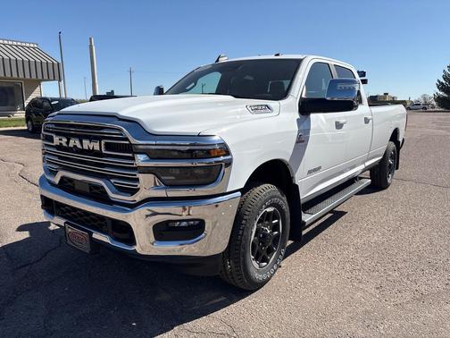 2025 RAM 2500 Laramie Crew Cab 4x4 8' Box