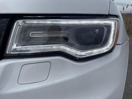 2019 Jeep Grand Cherokee Summit