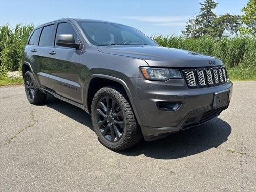 2017 Jeep Grand Cherokee Altitude
