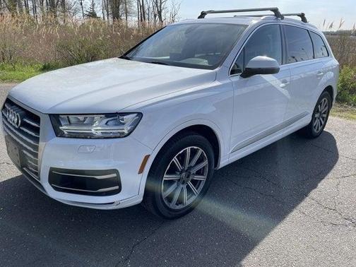 2019 Audi Q7 45 Premium Plus