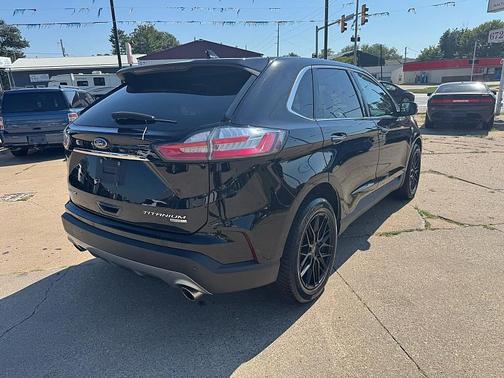 Agate Black Metallic 2019 Ford Edge Titanium