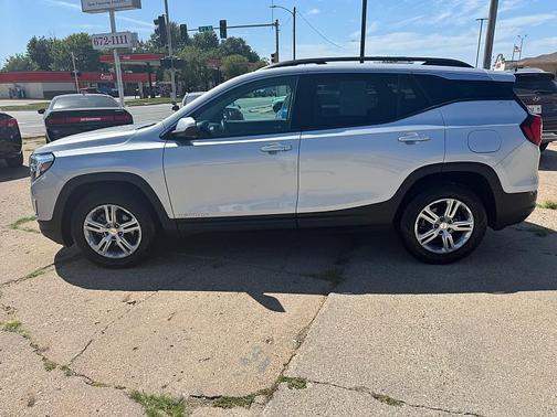 Quicksilver Metallic 2020 GMC Terrain SLE