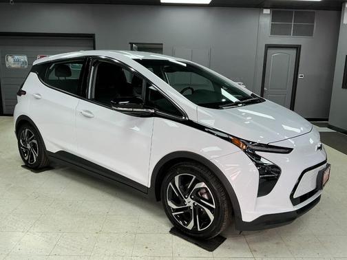 2023 Chevrolet Bolt EV FWD 2LT