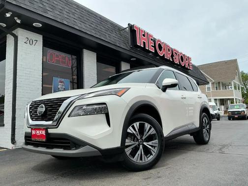 Pearl White 2021 Nissan Rogue SV