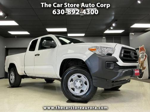 White 2022 Toyota Tacoma SR