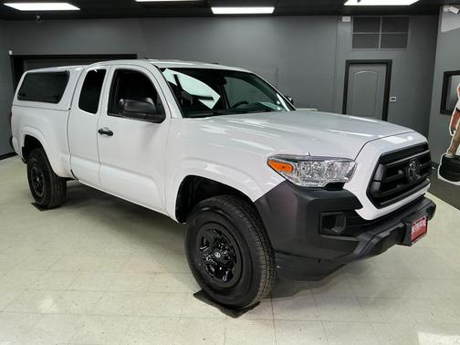 2022 Toyota Tacoma SR