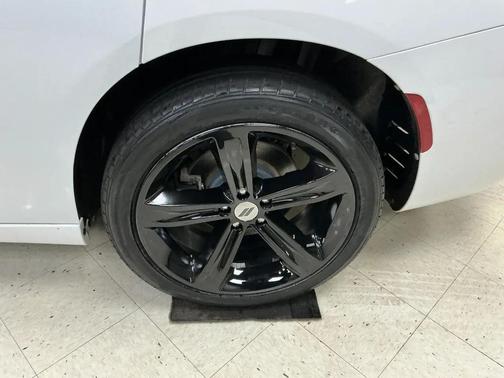 2017 Dodge Charger SXT