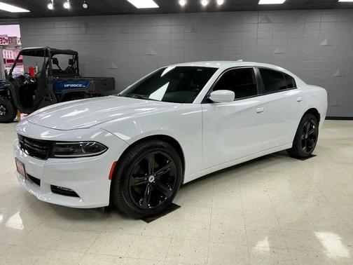 2017 Dodge Charger SXT