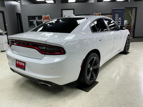 2017 Dodge Charger SXT