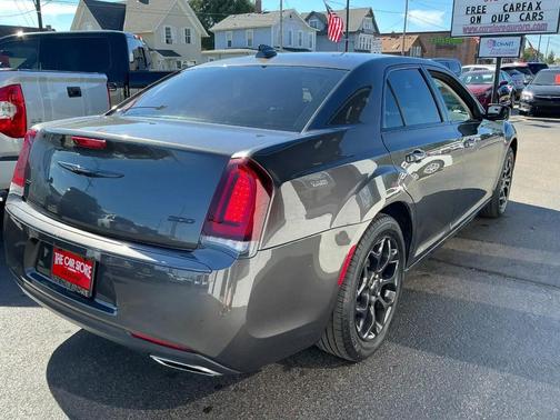 Granite Crystal Metallic Clearcoat 2022 Chrysler 300 Touring
