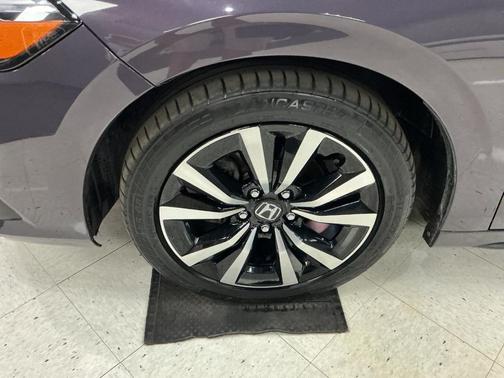 2022 Honda Civic EX-L