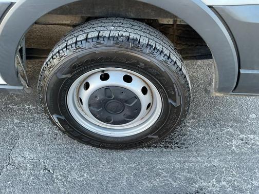 2017 Ford Transit-350 XL