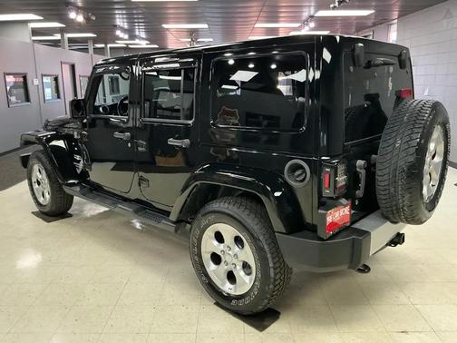 Black Clearcoat 2015 Jeep Wrangler Unlimited Sahara