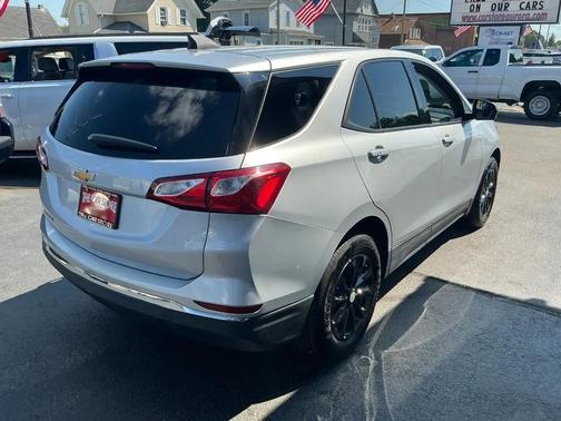 Maroon 2018 Chevrolet Equinox LS