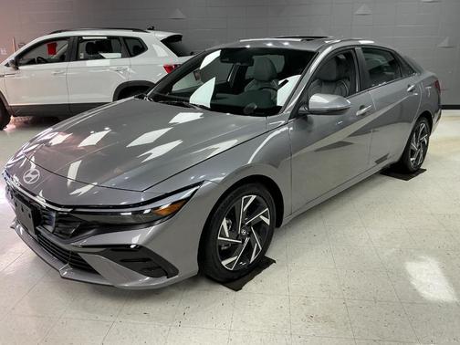 2025 Hyundai ELANTRA HEV Limited