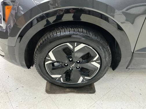 2024 Kia Niro EV Wind
