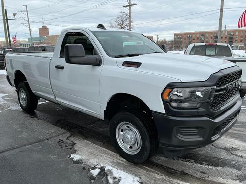 2024 RAM 2500 Tradesman Regular Cab 4x4 8' Box