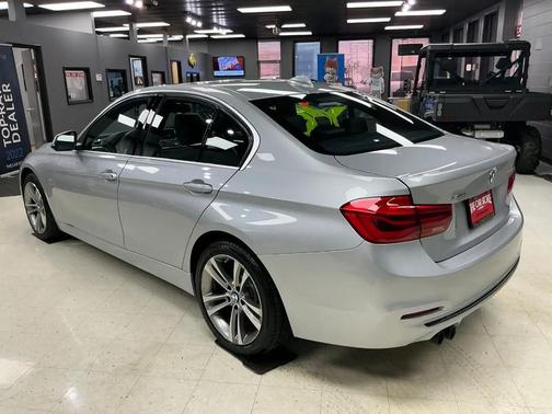 2018 BMW 330 xDrive