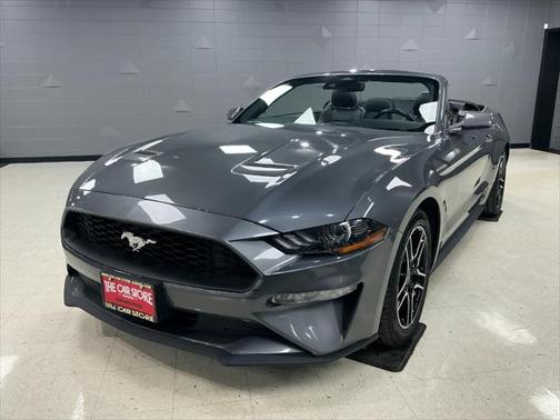 2022 Ford Mustang EcoBoost