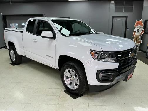 Summit White 2022 Chevrolet Colorado LT