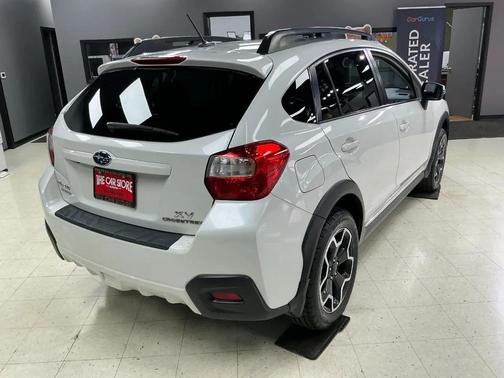 Crystal White Pearl 2015 Subaru XV Crosstrek 2.0i Limited