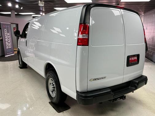 2020 Chevrolet Express 2500 RWD 2500 Regular Wheelbase WT