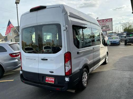 Oxford White 2023 Ford Transit-350 XLT